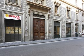 Luxury Apartment in Central Florence