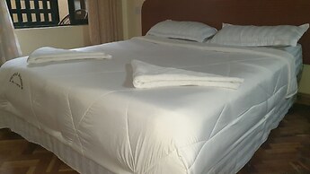 Vienna Woods Holiday Inn Limited