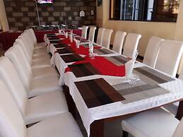 Vienna Woods Holiday Inn Limited