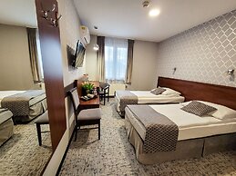 Hotel Fero Express
