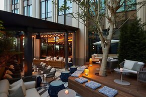 Kimpton Shinjuku Tokyo by IHG