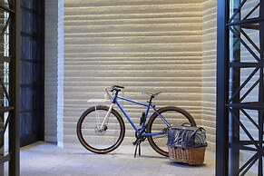 Kimpton Shinjuku Tokyo by IHG