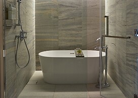 Kimpton Shinjuku Tokyo by IHG