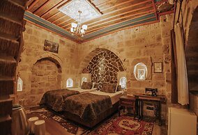 Vintage Cave House