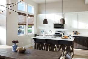 2 At Bloomington Country Club 3 Bedroom Apts by RedAwning