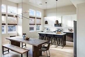 2 At Bloomington Country Club 3 Bedroom Apts by RedAwning