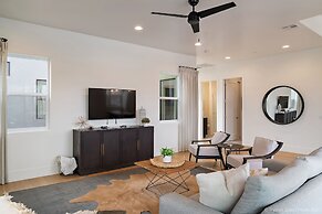 4 At Bloomington Country Club 3 Bedroom Apts by RedAwning