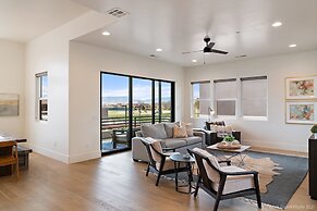 4 At Bloomington Country Club 3 Bedroom Apts by RedAwning