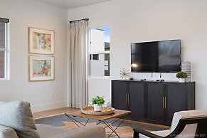 4 At Bloomington Country Club 3 Bedroom Apts by RedAwning