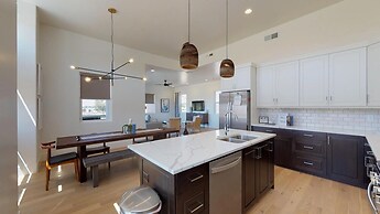 8 At Bloomington Country Club 3 Bedroom Apts by Redawning