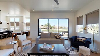 8 At Bloomington Country Club 3 Bedroom Apts by Redawning