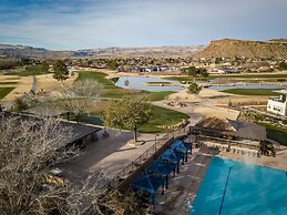 8 At Bloomington Country Club 3 Bedroom Apts by Redawning