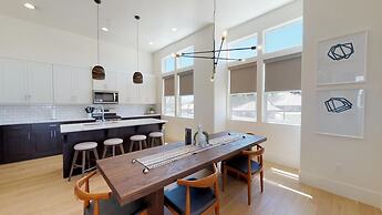 8 At Bloomington Country Club 3 Bedroom Apts by Redawning