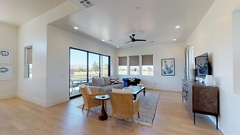 8 At Bloomington Country Club 3 Bedroom Apts by Redawning