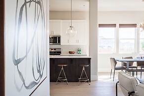 1 At Bloomington Country Club 3 Bedroom Apts by RedAwning