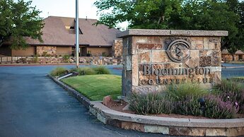 7 At Bloomington Country Club 3 Bedroom Apts by Redawning