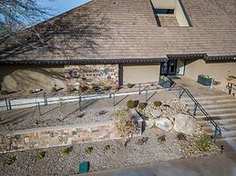 7 At Bloomington Country Club 3 Bedroom Apts by Redawning