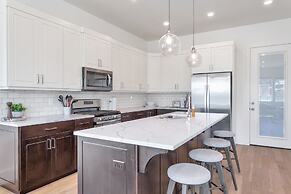 7 At Bloomington Country Club 3 Bedroom Apts by Redawning