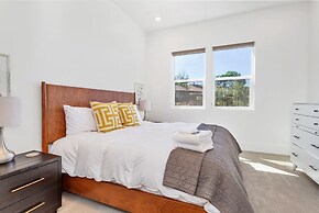 7 At Bloomington Country Club 3 Bedroom Apts by Redawning