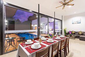 The Thames Pool Access Resort SHA+