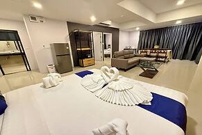 The Thames Pool Access Resort SHA+