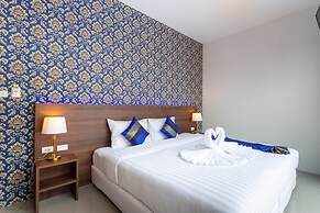 The Thames Pool Access Resort SHA+