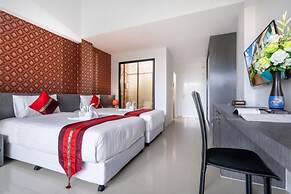 The Thames Pool Access Resort SHA+