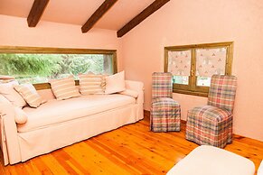 Utopia Mountain Chalet