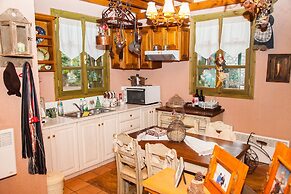 Utopia Mountain Chalet