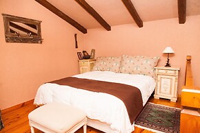 Utopia Mountain Chalet