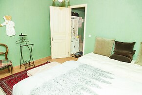 Utopia Mountain Chalet