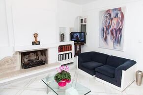 Apollon Stone Villa in Delphi