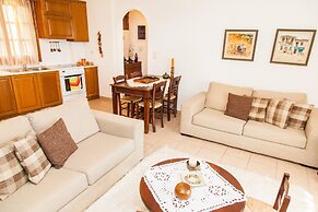 Arachova's Hilltop Delight Apartment