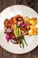 Lesna Perla - Restaurant and Hotel