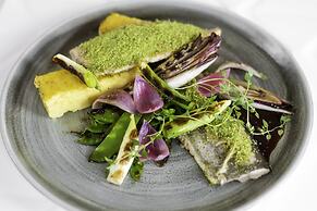 Lesna Perla - Restaurant and Hotel