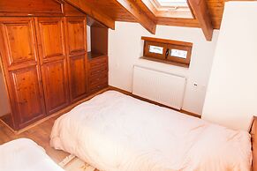 Hilltop Restful Maisonette in Arachova