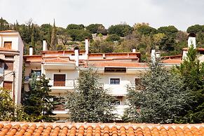 Hilltop Restful Maisonette in Arachova