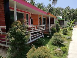 Phumiphat Resort  Koh Mook