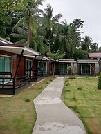 Phumiphat Resort  Koh Mook