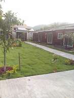 Phumiphat Resort  Koh Mook