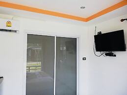 Phumiphat Resort  Koh Mook