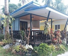 Phumiphat Resort  Koh Mook