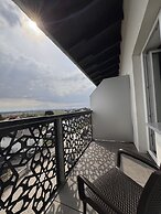 F Hotel