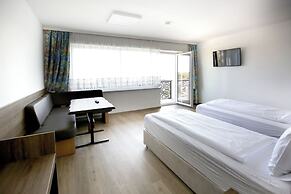 F Hotel