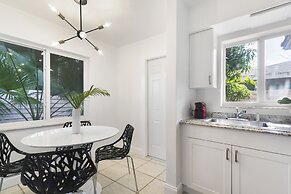 Alani Bay Premium Condos