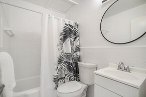 Alani Bay Premium Condos