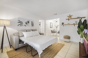 Alani Bay Premium Condos