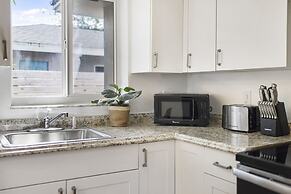 Alani Bay Premium Condos