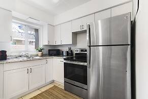 Alani Bay Premium Condos