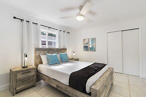 Alani Bay Premium Condos